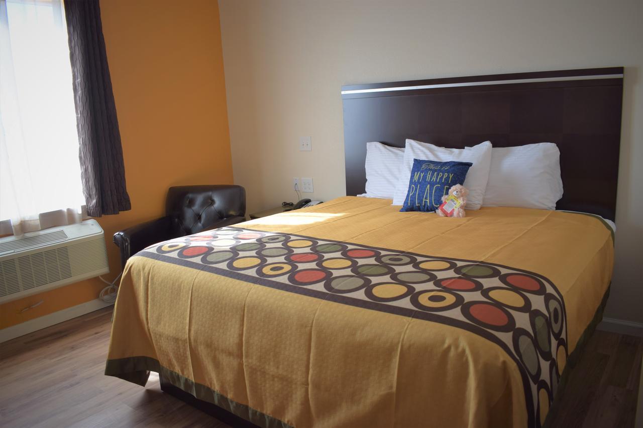 Texas Bungalows Hotel & Suites Austin Extérieur photo